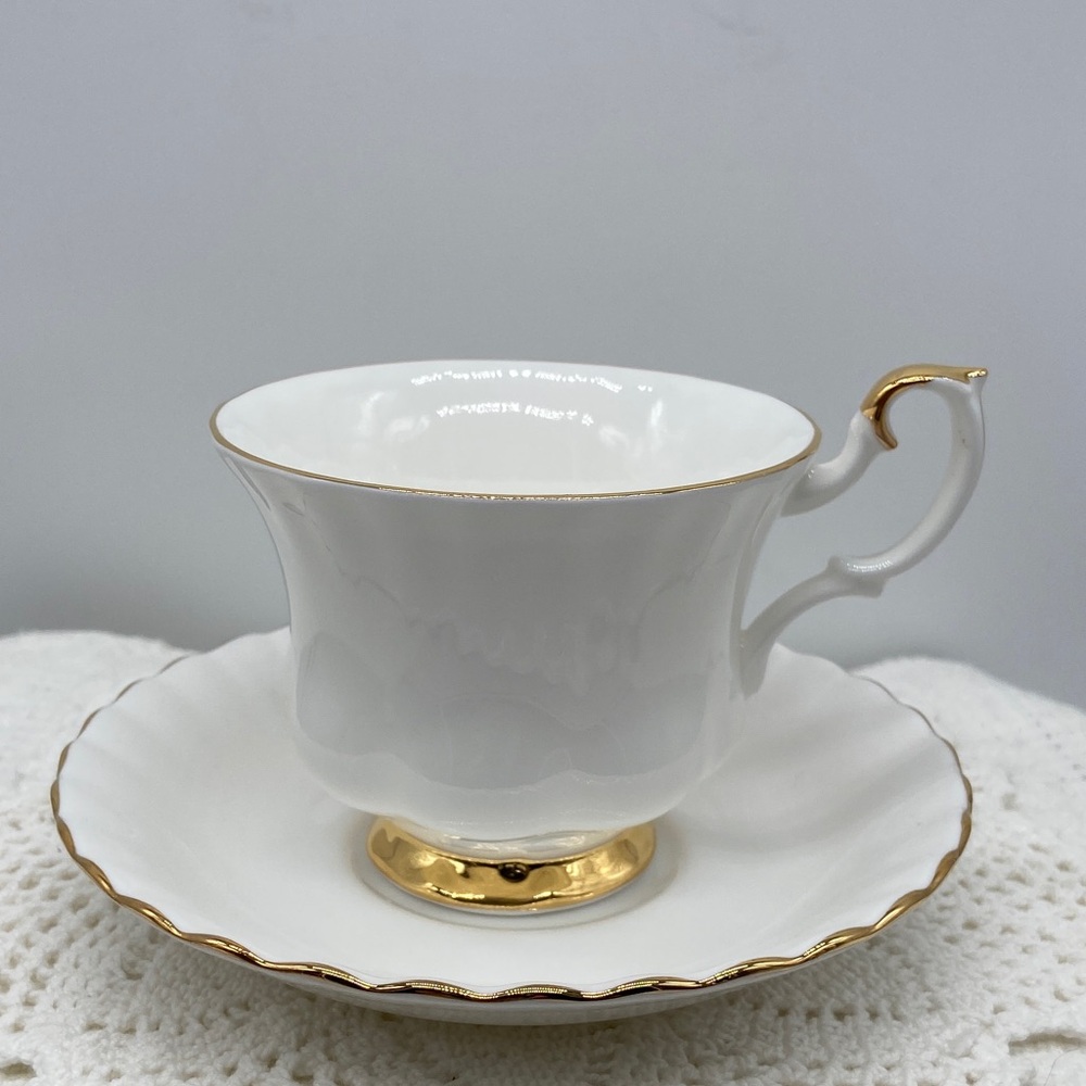 Royal Albert Val D’Or English Bone China Cup & Saucer